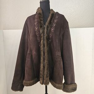 Vintage White Stag Brown Faux Fur Trim Coat Sz 2X  Embroidered Classic Cozy X525